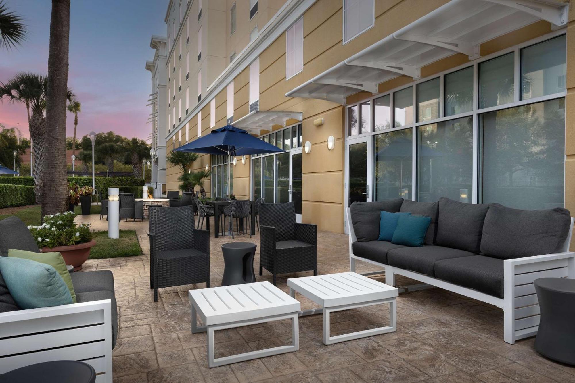 Hampton Inn & Suites Orlando North Altamonte Springs Exterior foto